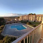 Bleu Horizon Climatise Piscine Parking